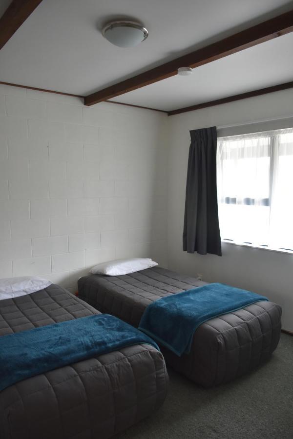 Mountain Heights Lodge National Park Bagian luar foto